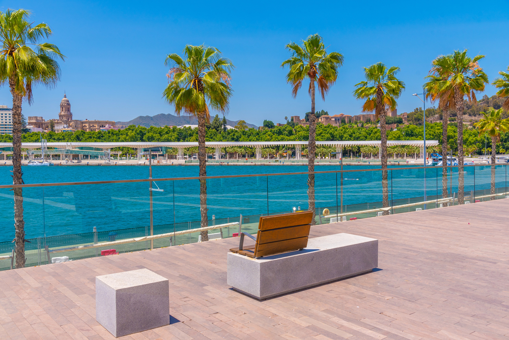 Muelle Uno (Pier One)